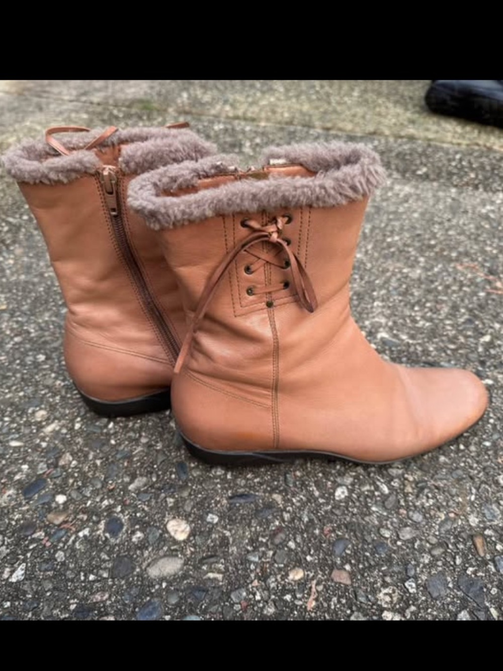 Women’s Tan Faux-Fur Genuine Leather Ankle Boots